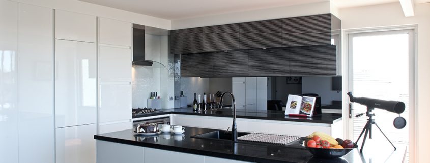 Black and White Kitchen Design Renovation